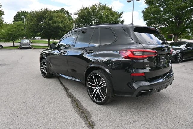 2022 BMW X5 M50i - Photo 8