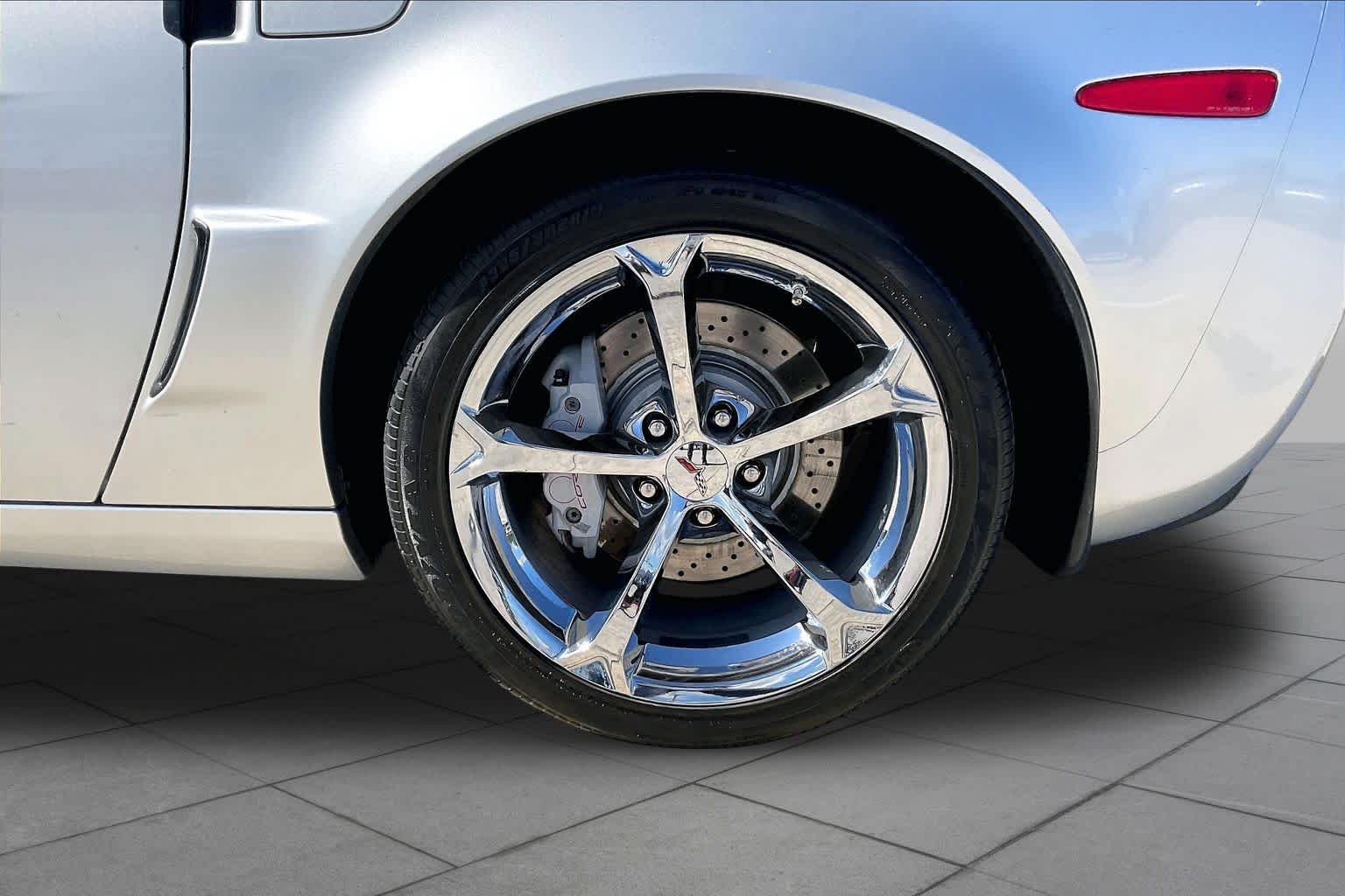 Used 2012 BLADE SILVER METALLIC Chevrolet Z16 Grand Sport w/3LT image 8