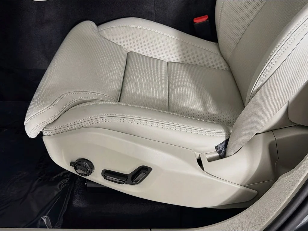 2026 Volvo XC60 Ultra - Photo 20