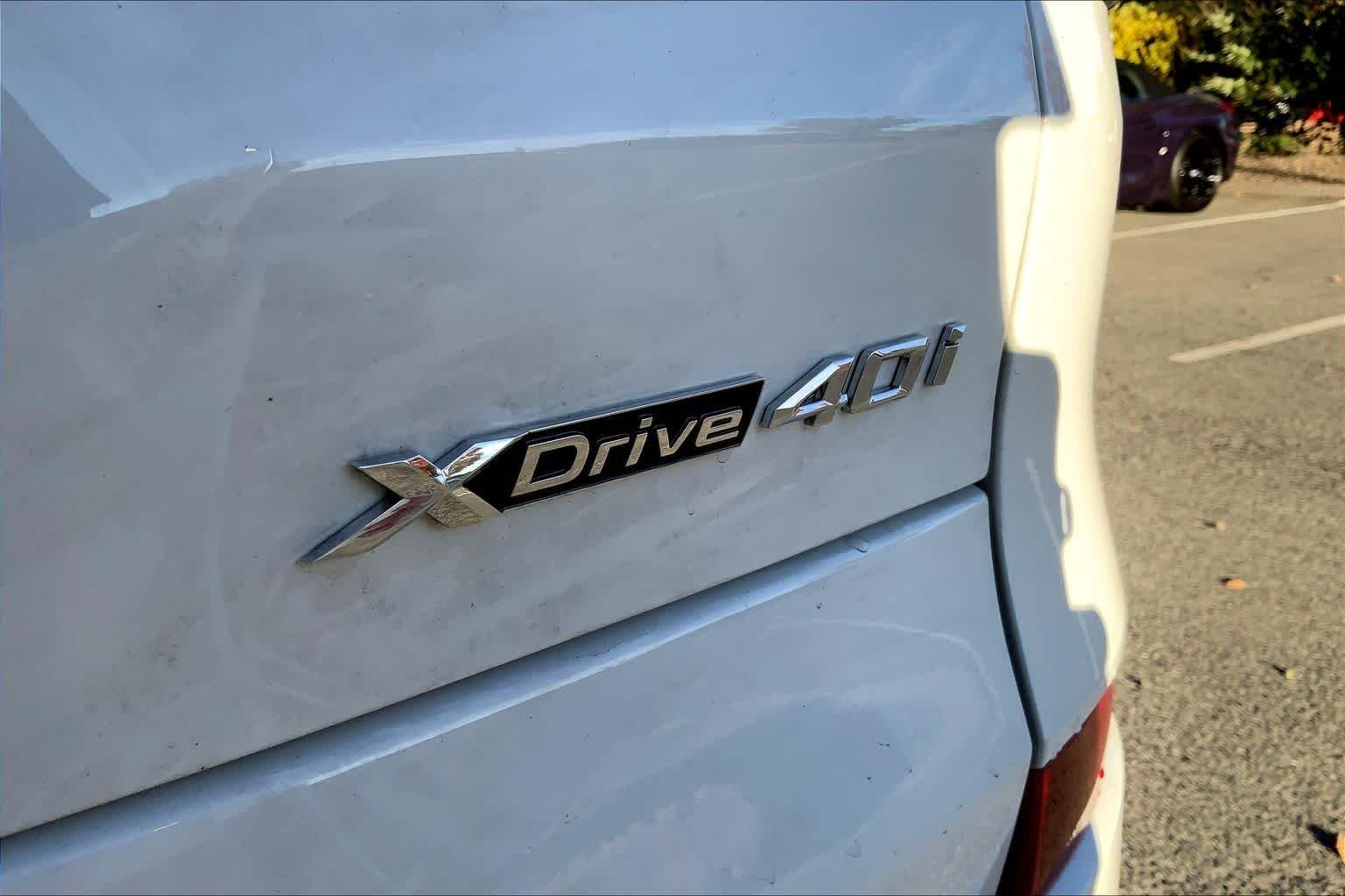 New 2026 Alpine White BMW xDrive40i image 15