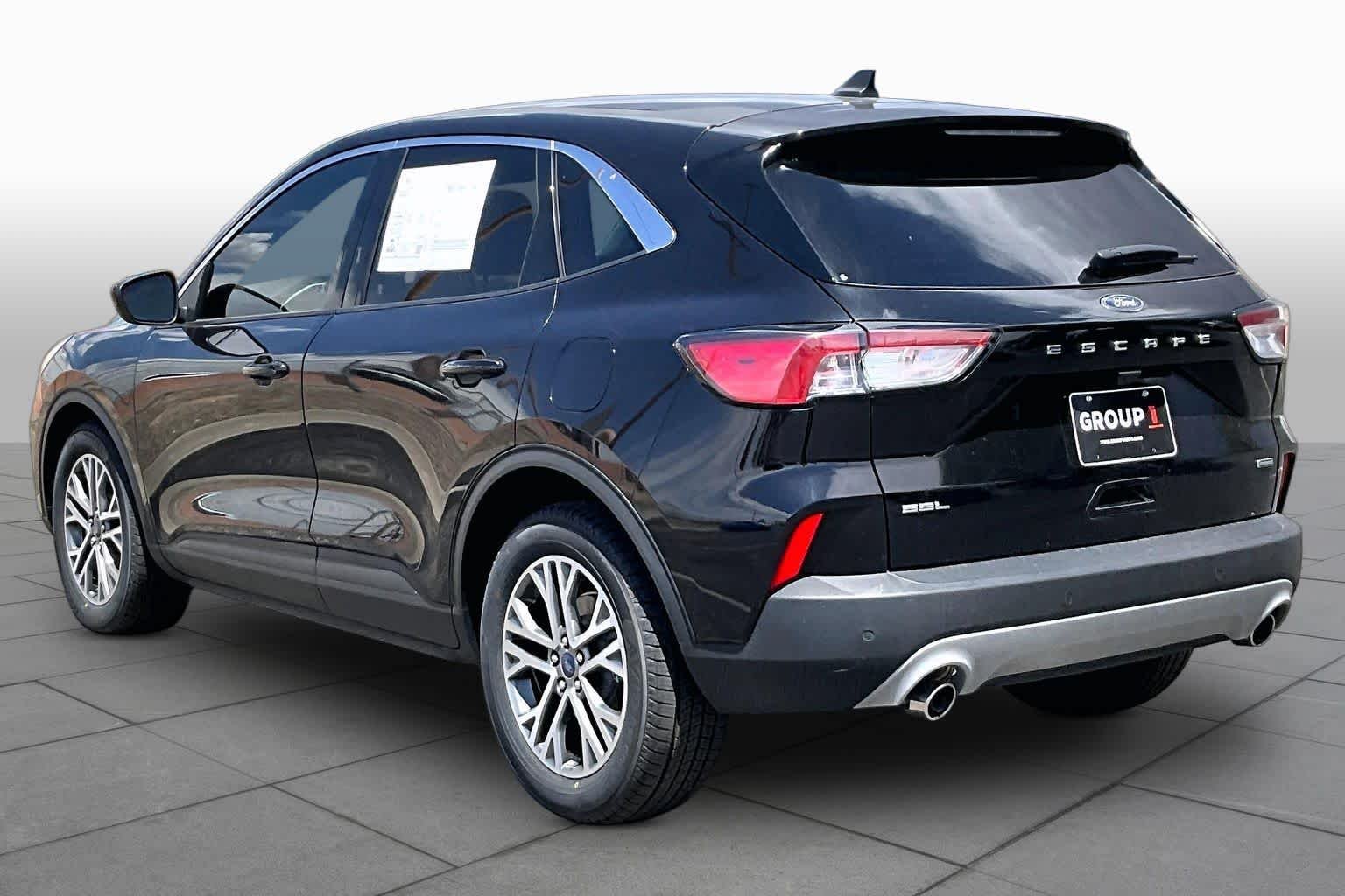 Used 2022 Agate Black Metallic Ford SEL Hybrid image 11