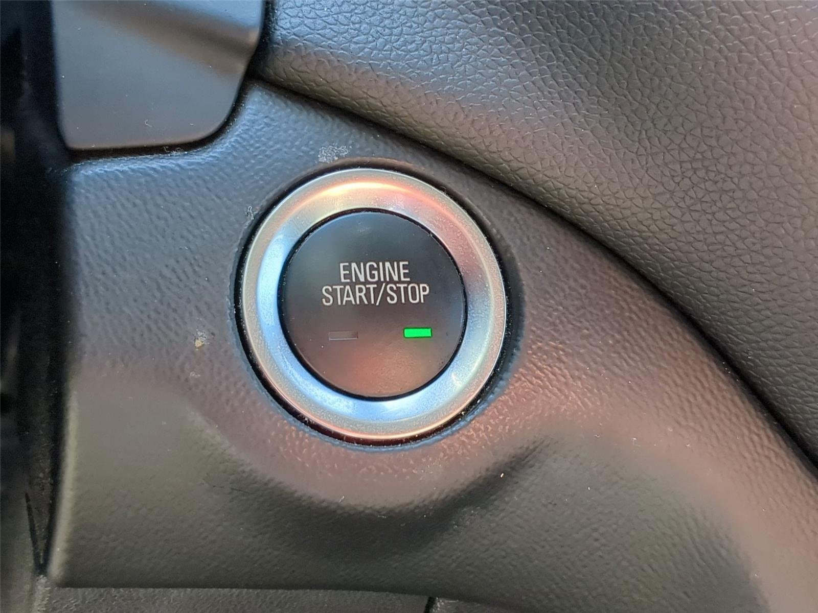 Used 2020 Silver Ice Metallic Chevrolet LT image 28