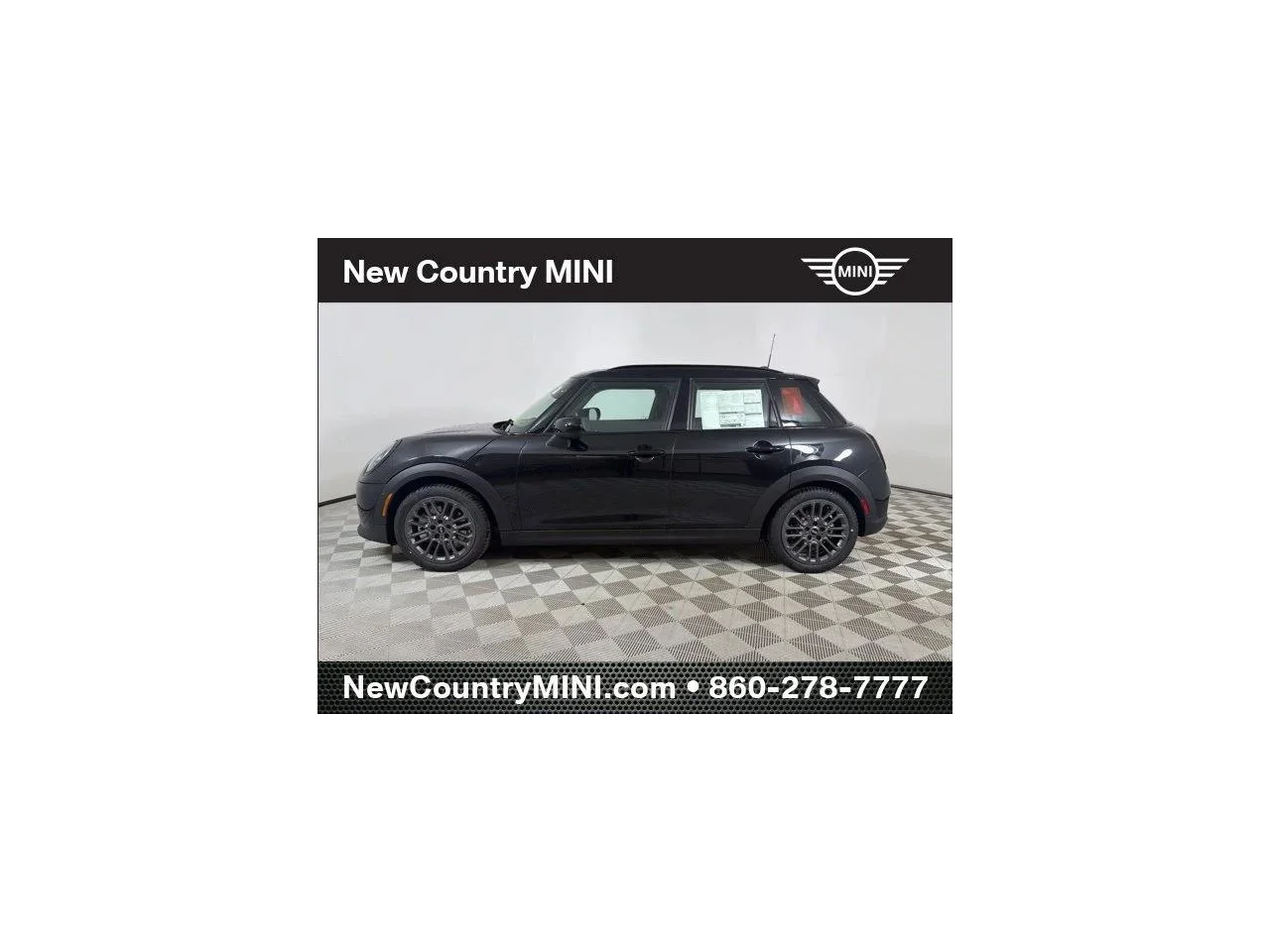 New 2026 Midnight Black II Metallic MINI SIGNATURE PLUS image 4