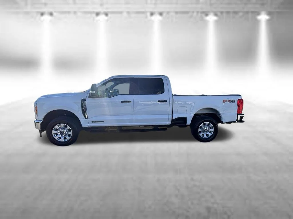 Used 2023 White Ford XLT image 8