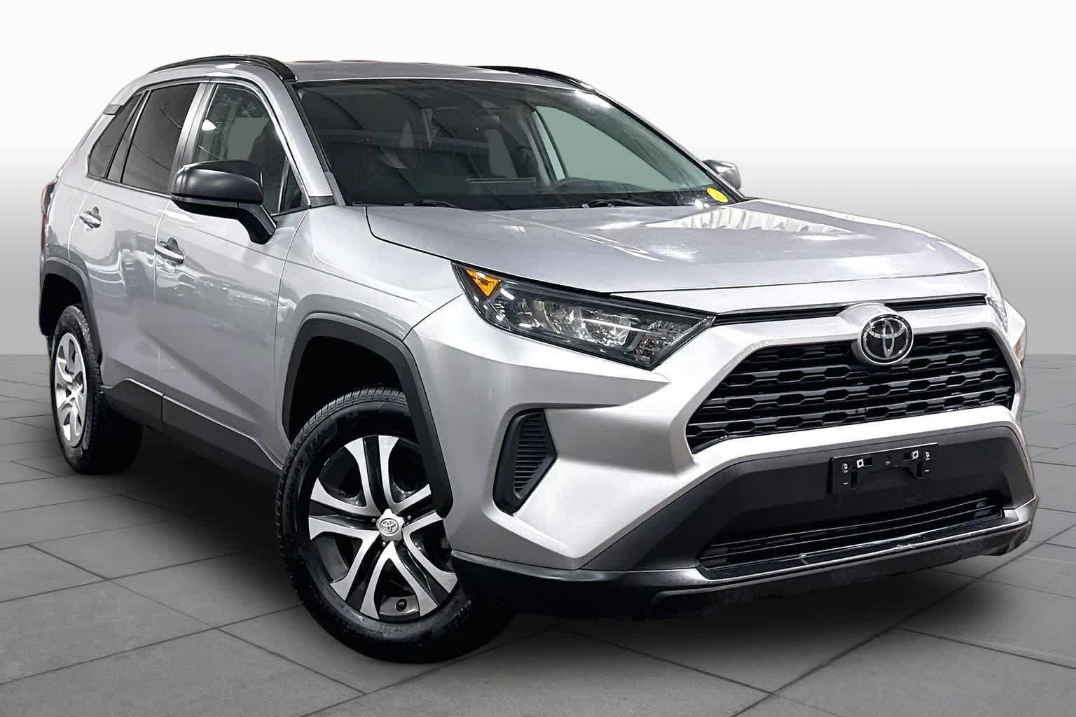 Used 2021 Silver Sky Metallic Toyota LE image 3