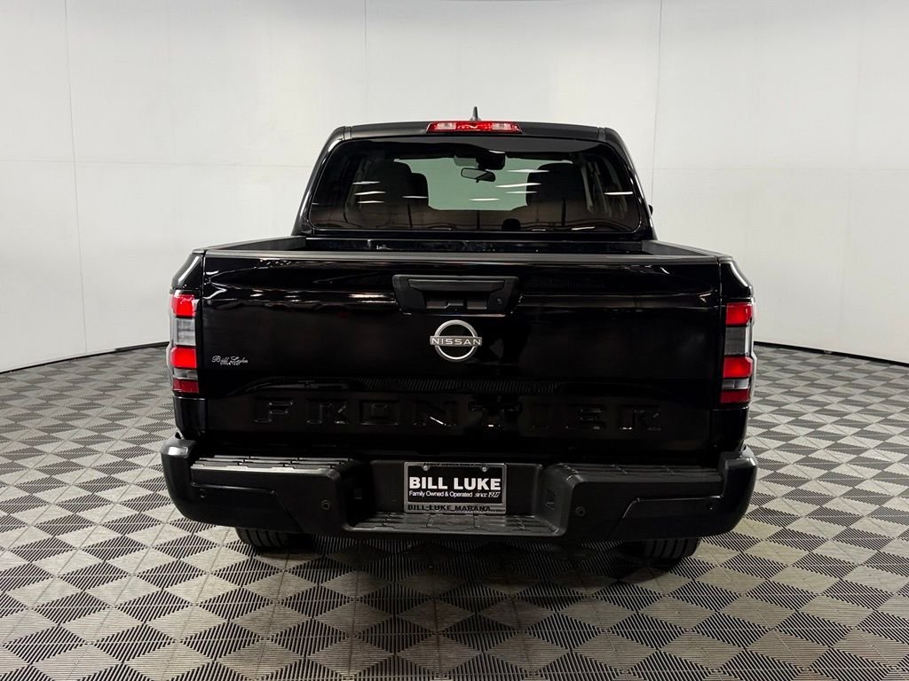 Used 2024 Black Nissan S image 9