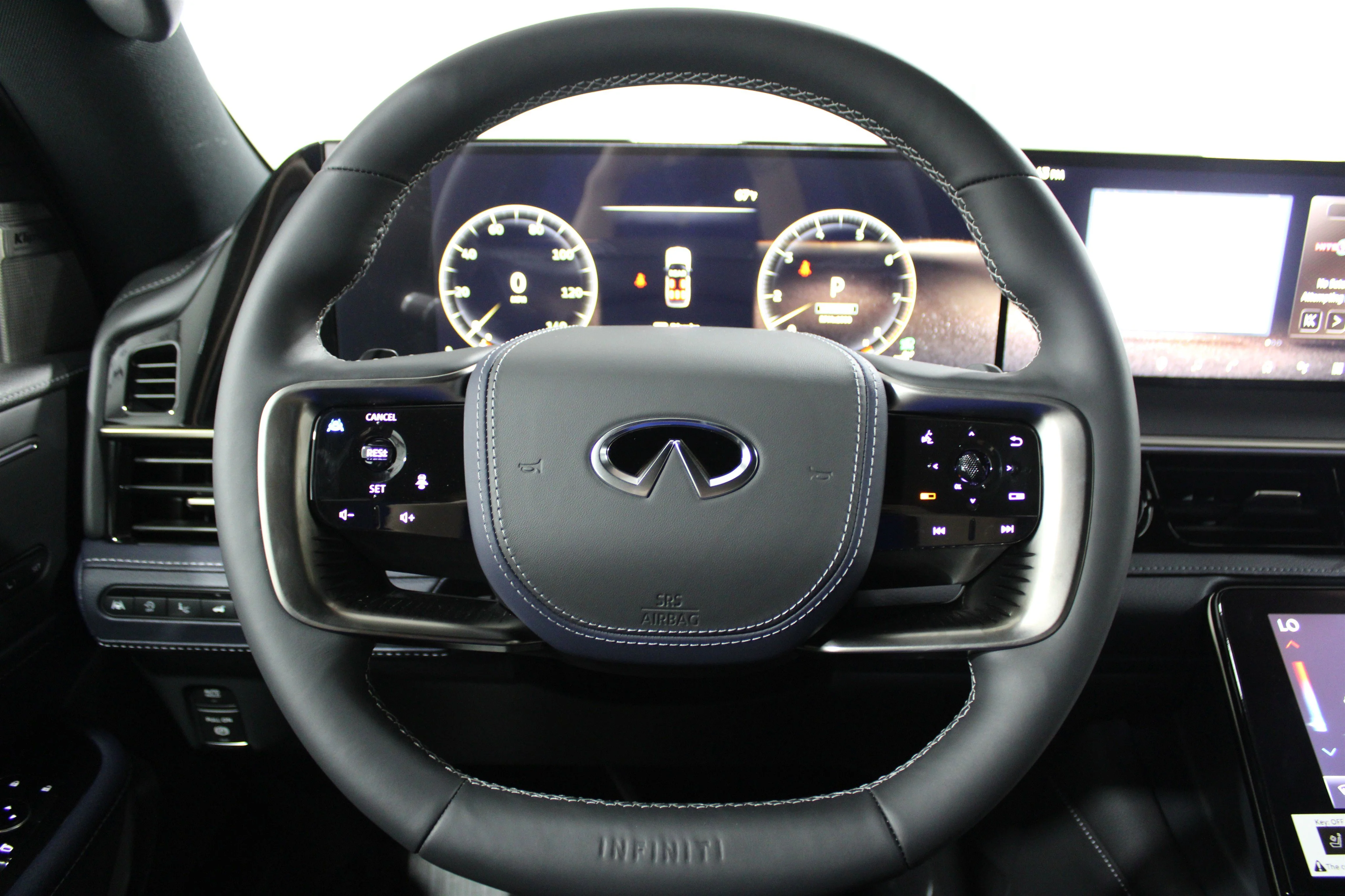 2026 INFINITI QX80 Sport - Photo 9