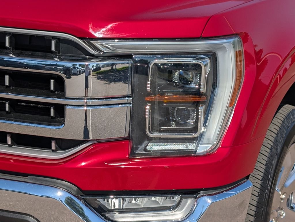 Used 2022 Red Ford Lariat image 10