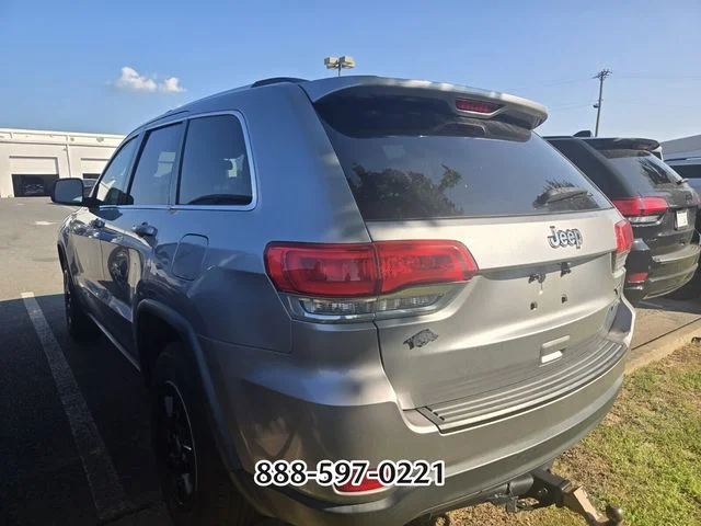 Used 2014 Silver Jeep Laredo image 4