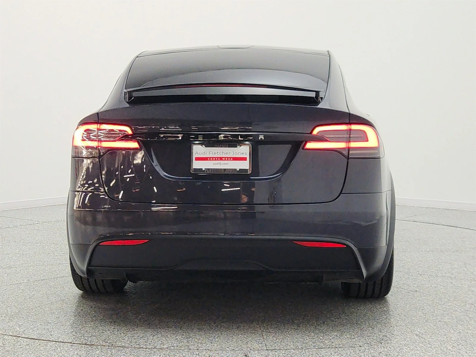Used 2024 Stealth Grey Tesla AWD image 6
