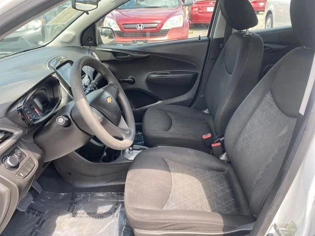 Used 2020 White Chevrolet LS image 8