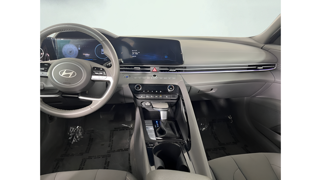 Used 2025 Blue Hyundai SEL Convenience image 16