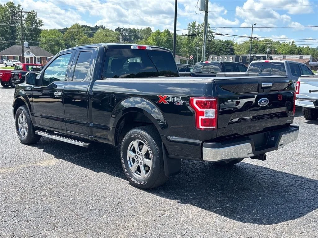Used 2018 Black Ford XLT image 5