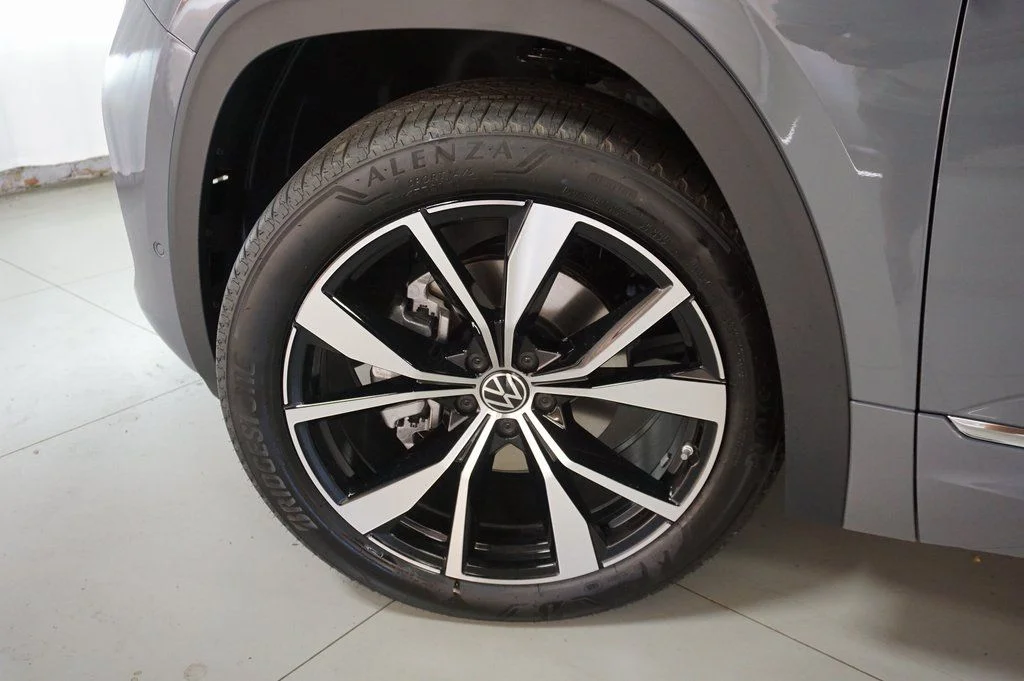 New 2026 Pure Gray Volkswagen 2.0T SEL Premium R-Line image 36