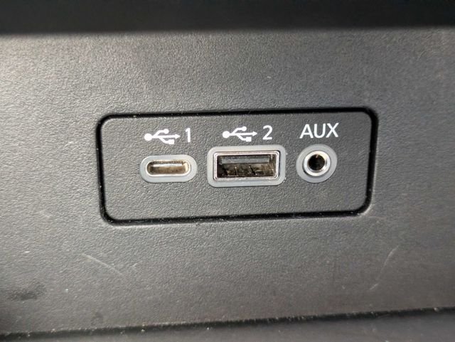 Used 2023  Nissan 2.5 SV image 19