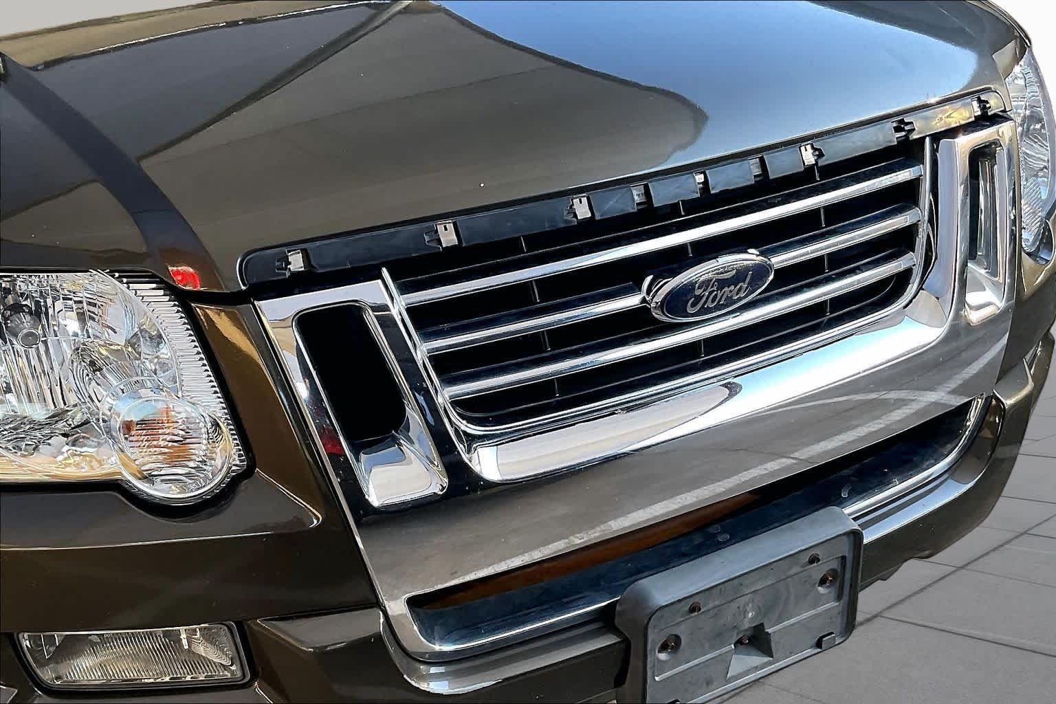 Used 2008 Black Ford XLT image 26