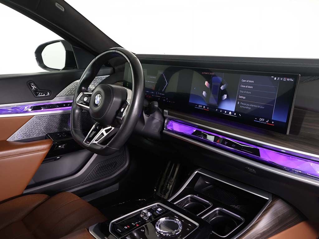 Used 2023 Black BMW 760i xDrive image 38