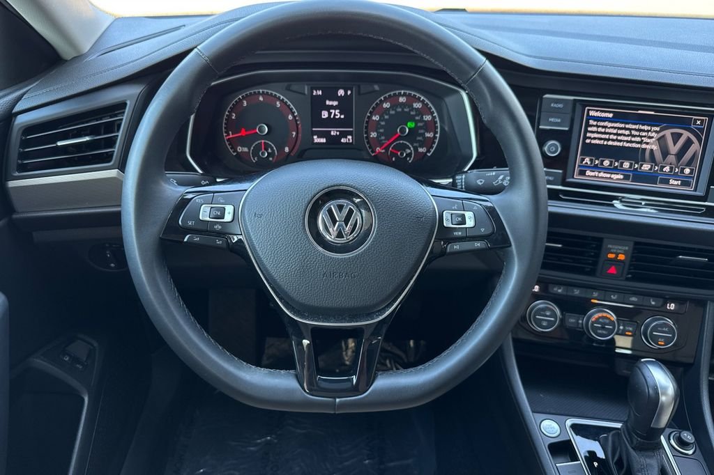 Used 2020 Red Volkswagen 1.4T SE image 19