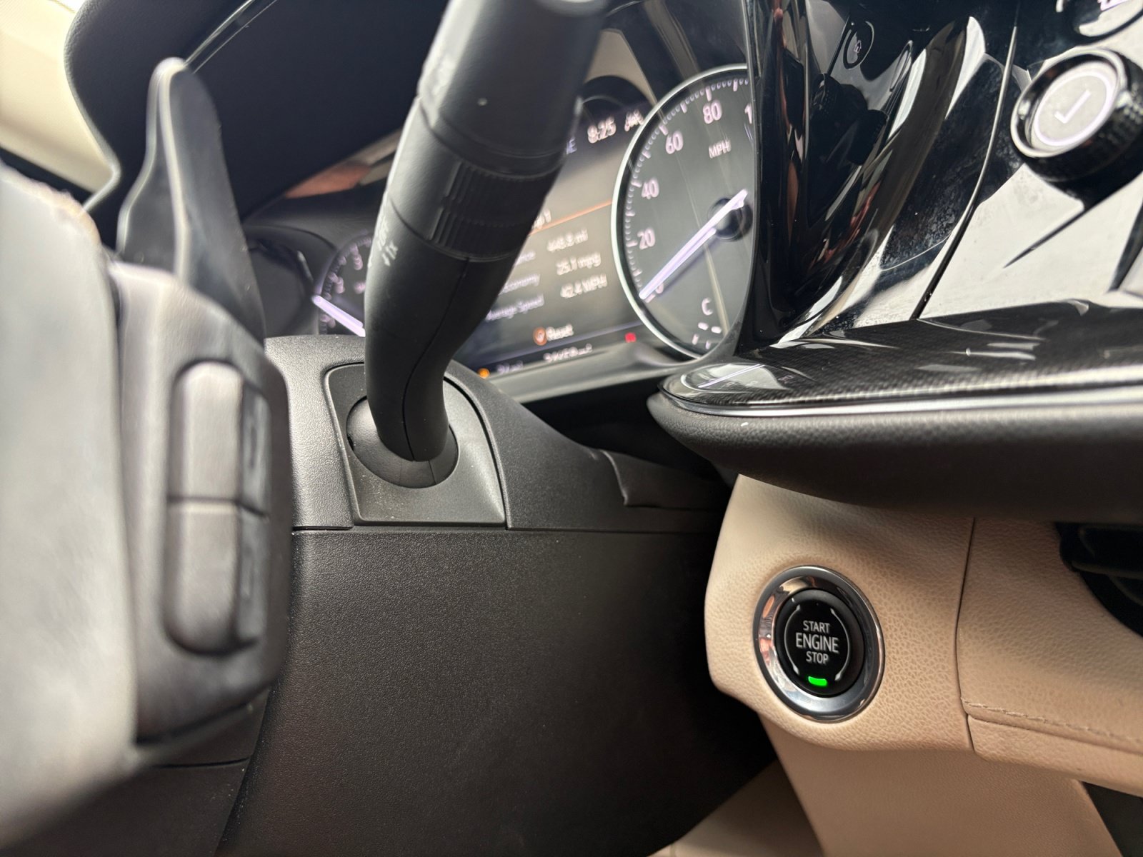 Used 2023 Summit White Buick Essence image 16