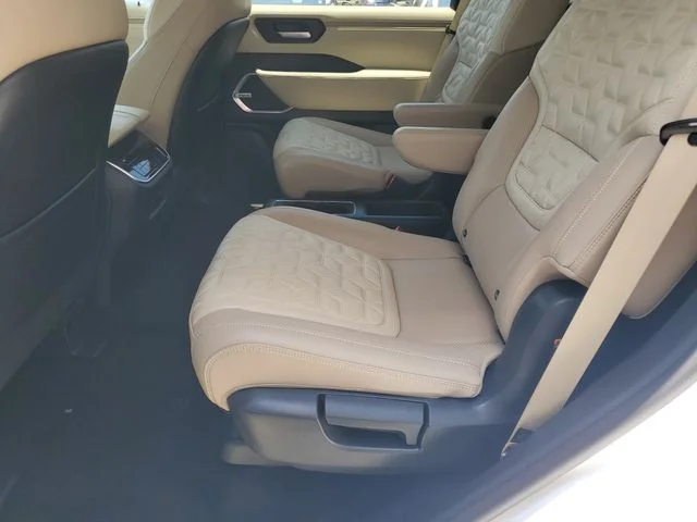 New 2026 Aspen White TriCoat Nissan Platinum image 22