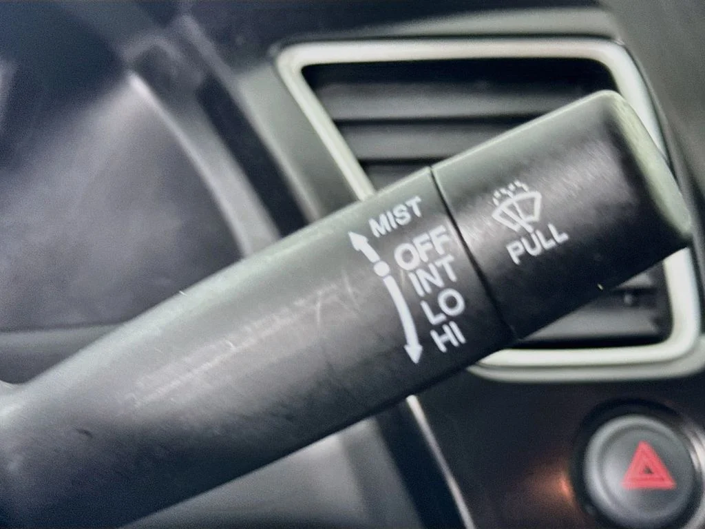 Used 2013 Silver Honda LX image 14