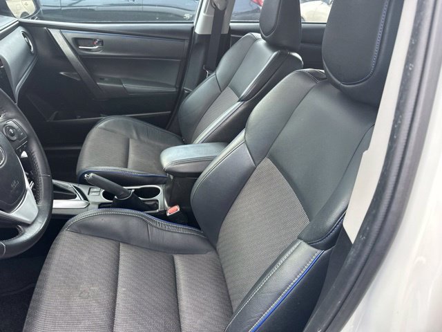 Used 2017 Super White Toyota SE image 3