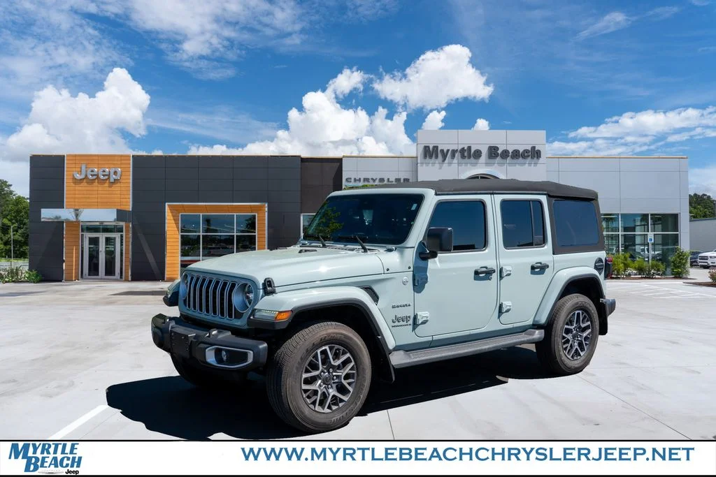 2024 Jeep Wrangler Sahara's photo