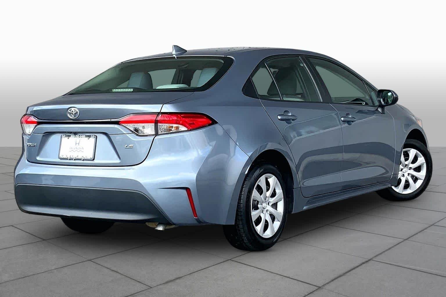 2024 Toyota Corolla LE - Photo 13