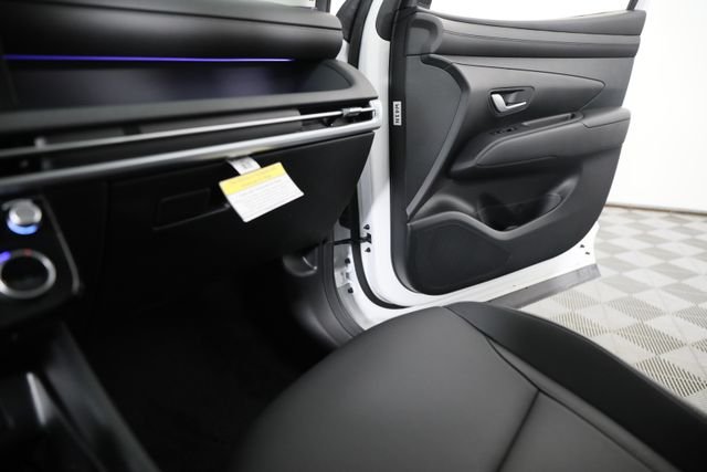 New 2026 White Hyundai SEL Premium image 16
