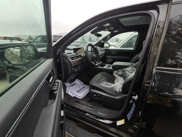 Used 2025 Black GMC Denali image 7