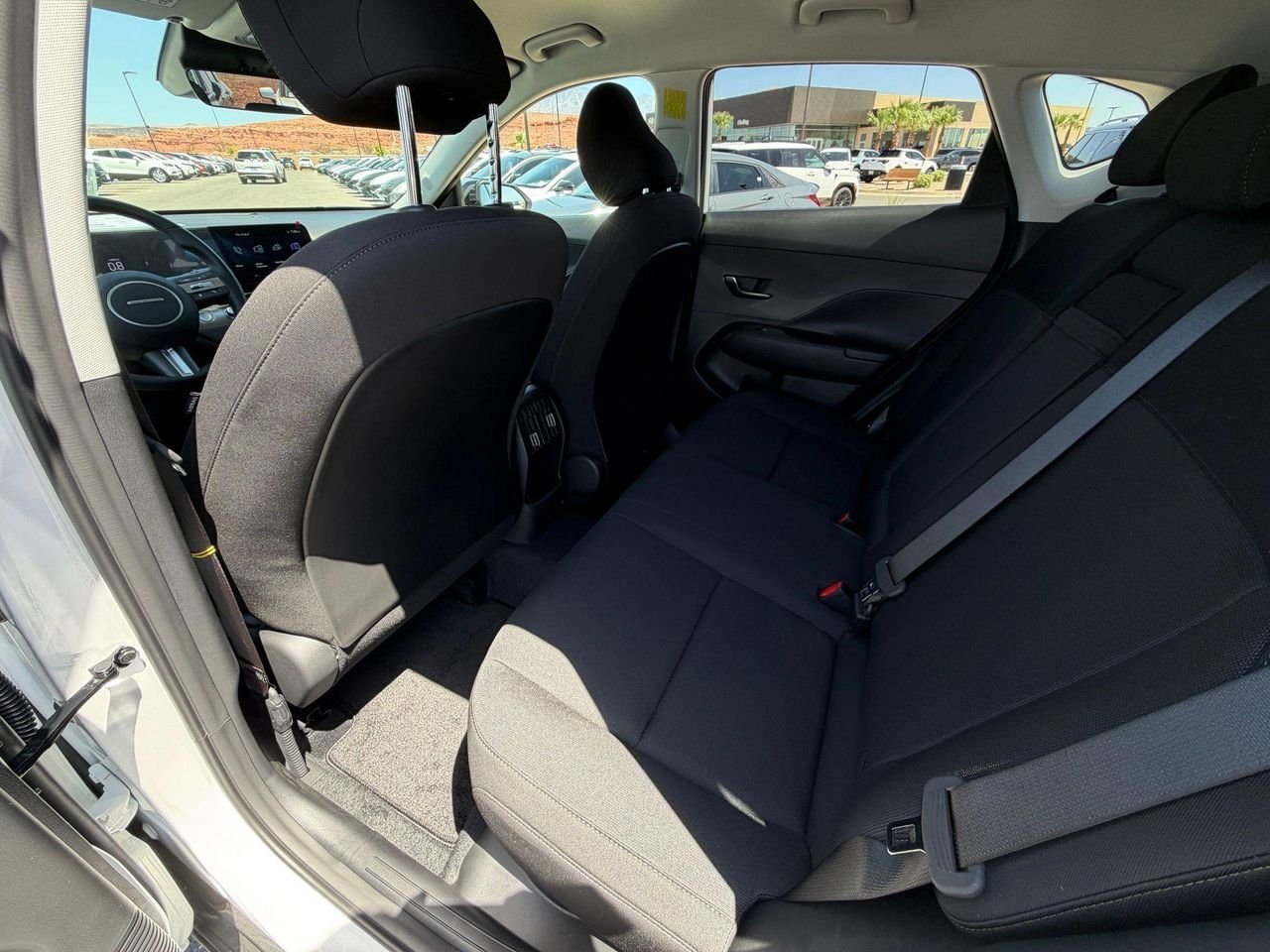 New 2027 White Hyundai SEL Sport image 32