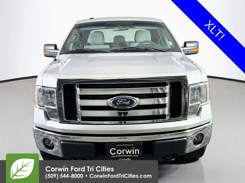 Used 2011 Ingot Silver Ford XLT image 4