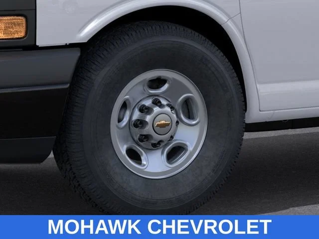 2024 Chevrolet Express Cargo Work Van - Photo 9