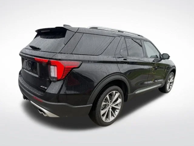 Used 2025 Black Ford Platinum image 9
