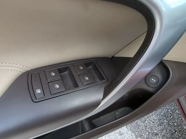 Used 2015 Red Buick Turbo image 13