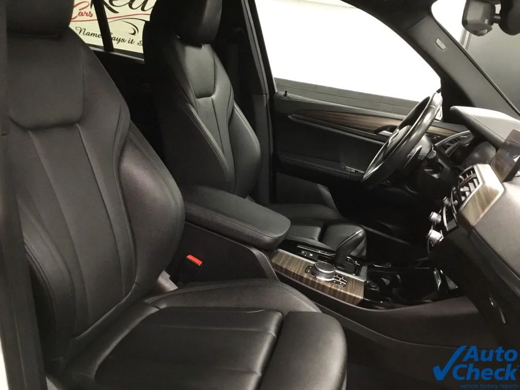Used 2020 White BMW xDrive30i image 36