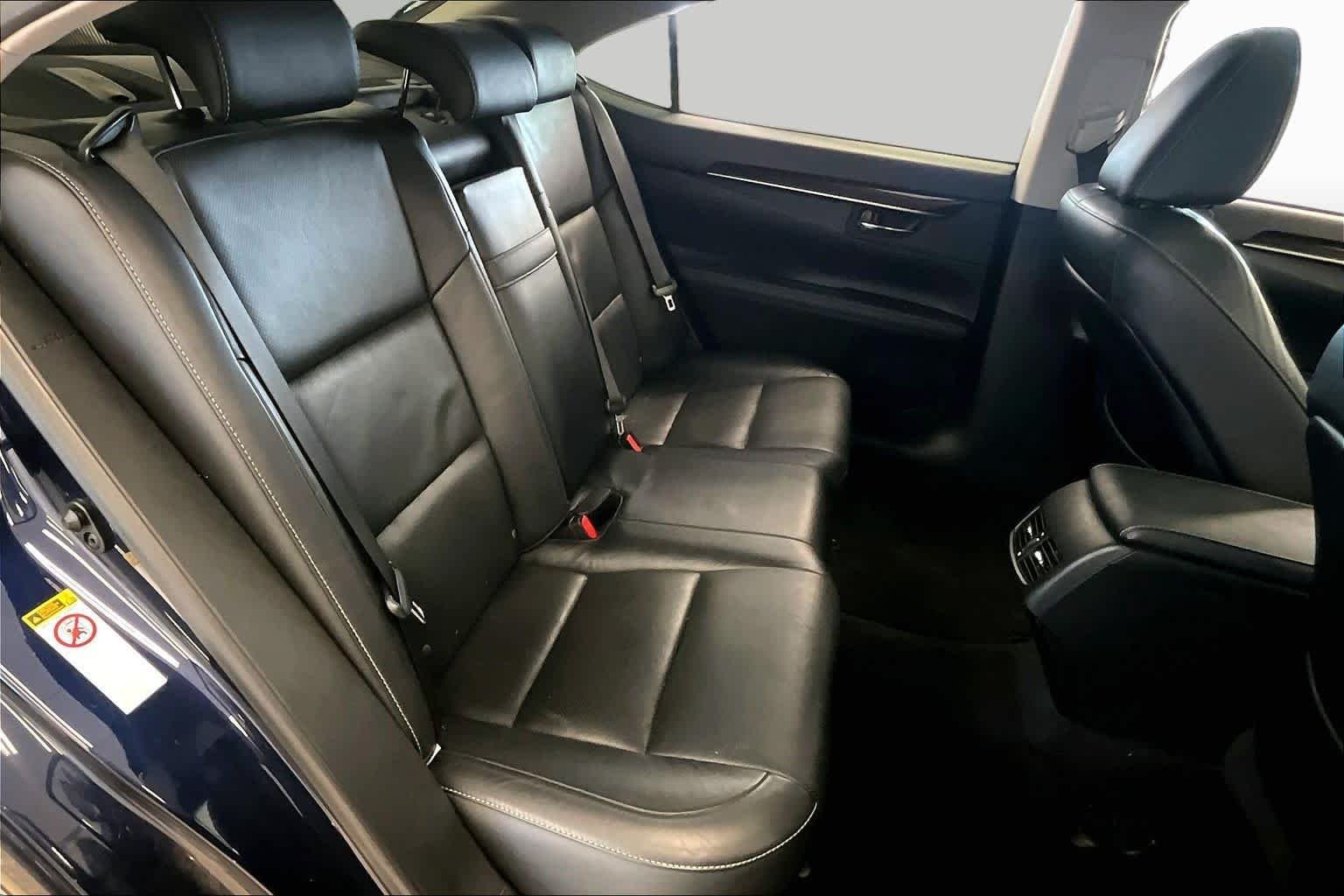 Used 2015 Deep Sea Mica Lexus  image 18