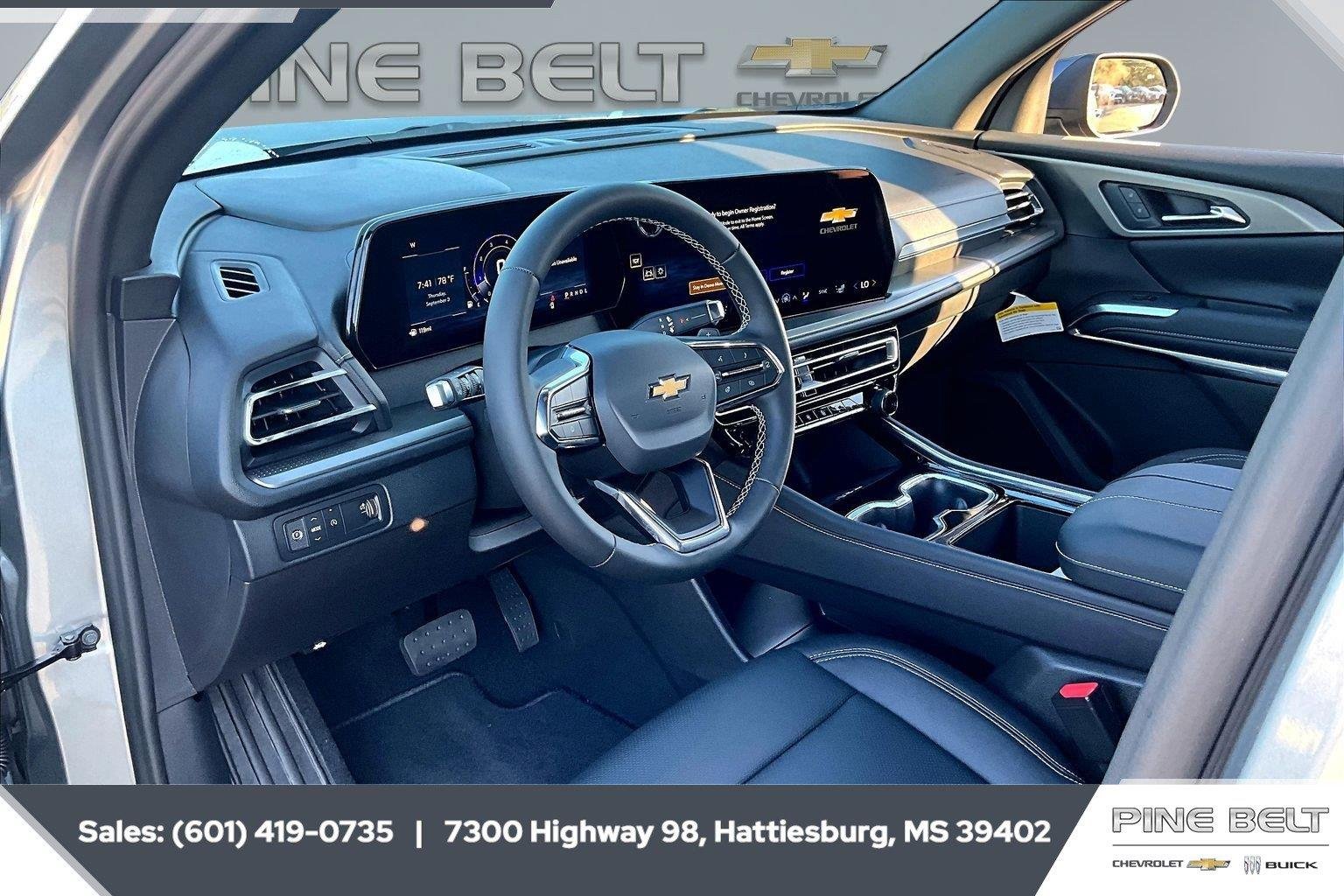 2027 Chevrolet Traverse LT - Photo 12