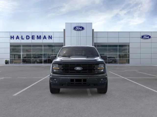 New 2026 Agate Black Metallic Ford XLT image 6