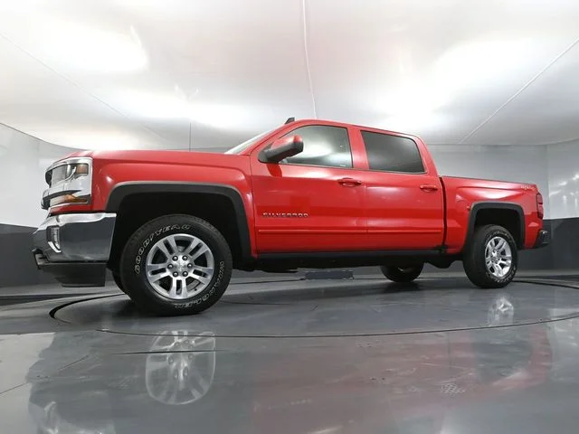 Used 2016 Red Chevrolet LT image 43