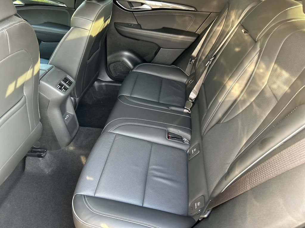 2023 Buick Envision Essence - Photo 12