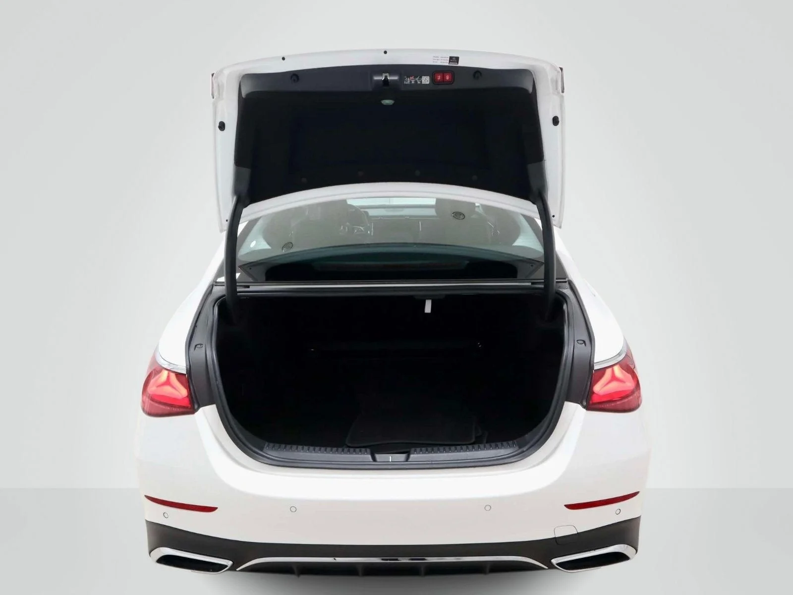 Used 2025 Polar White Mercedes-Benz E 350 image 11