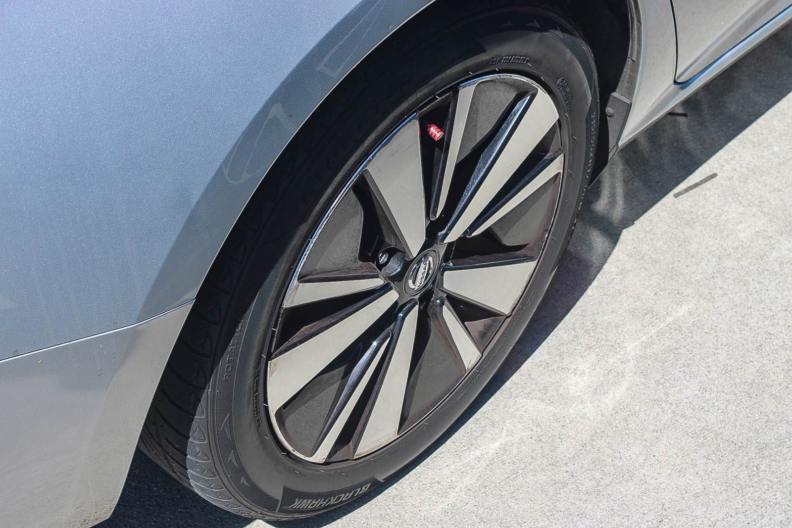 Used 2022 Brilliant Silver Metallic Nissan 2.5 SV image 15