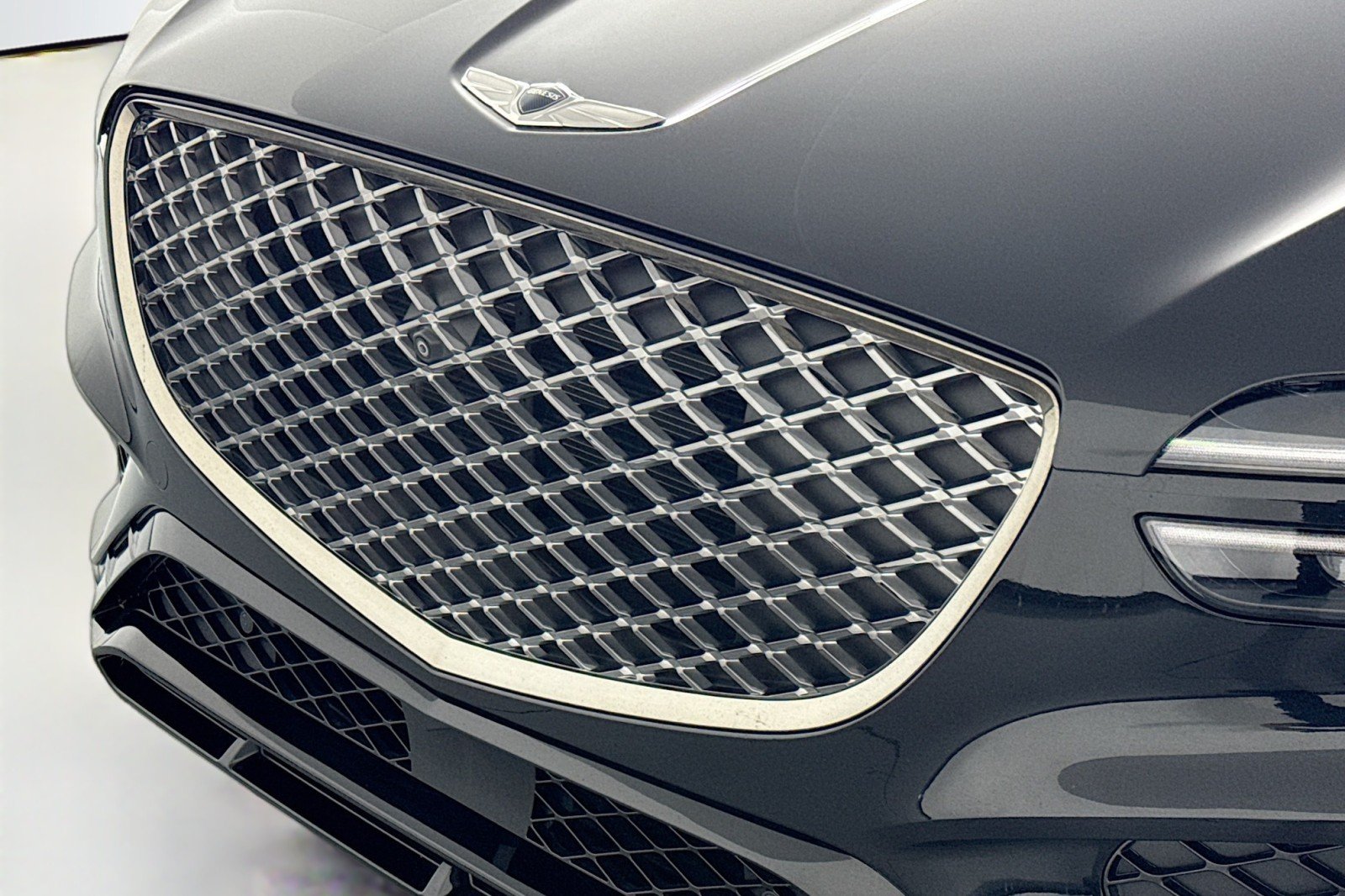 2023 GENESIS GV70 Standard - Photo 12