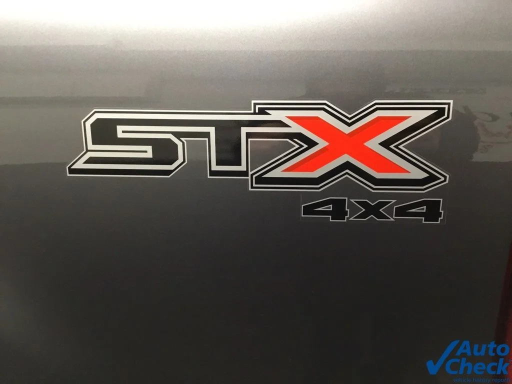 Used 2021 Gray Ford XL image 19