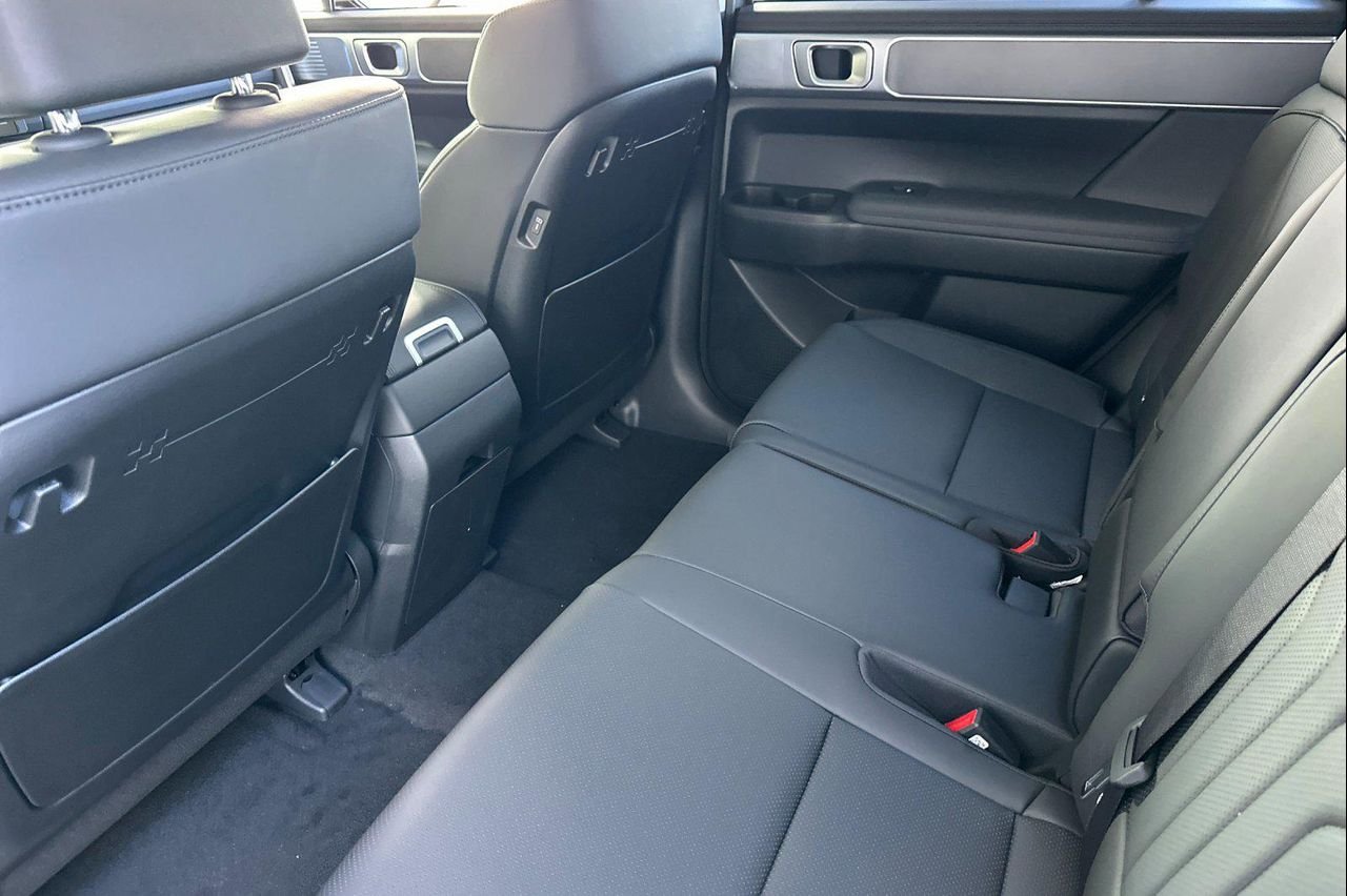 New 2026 Hampton Gray Hyundai SEL image 12