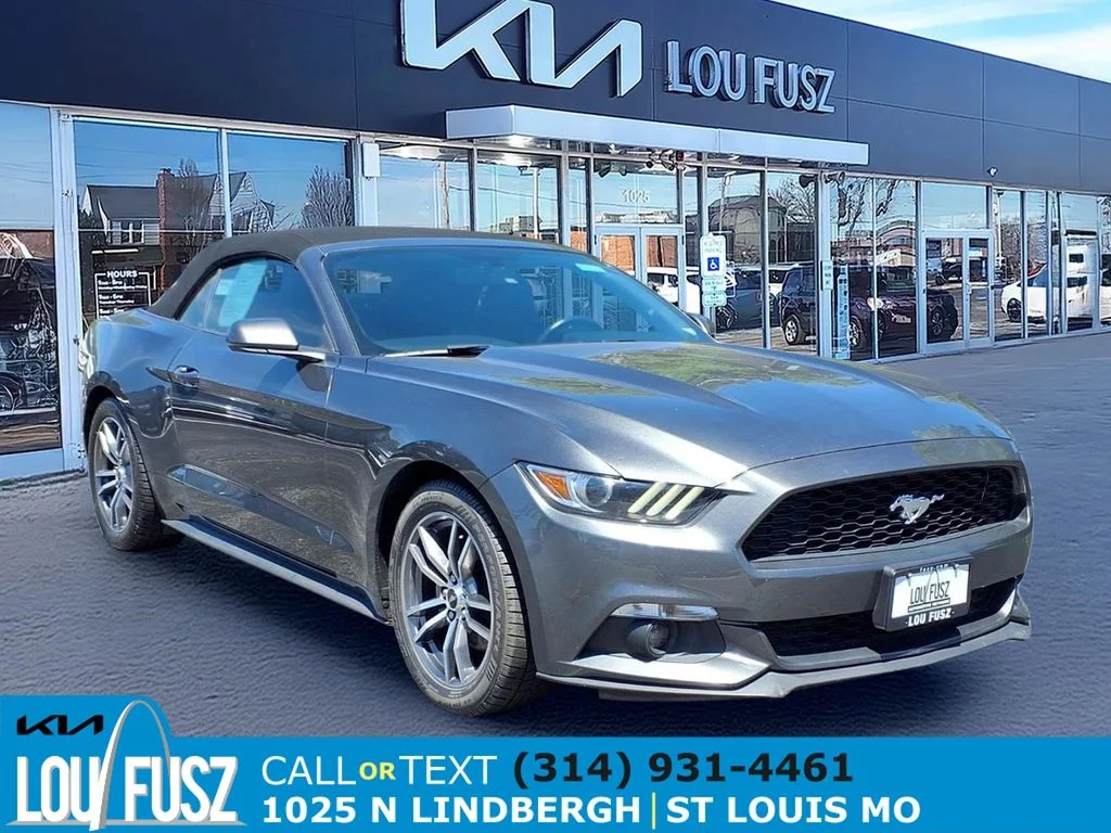 2017 Ford Mustang EcoBoost Convertible Premium's photo