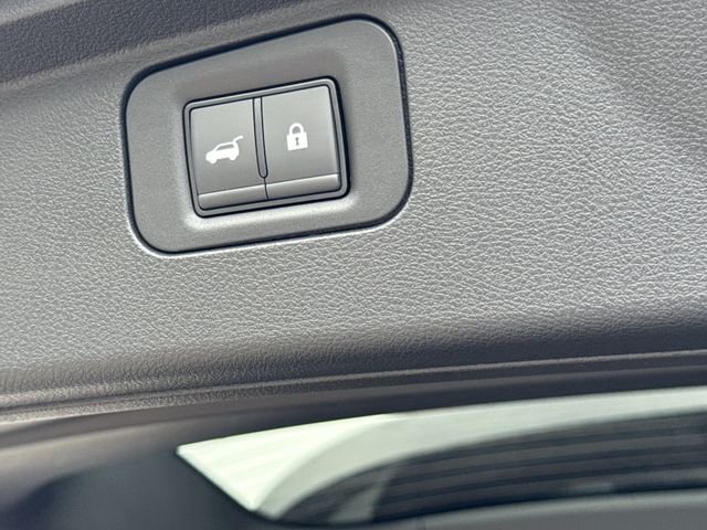 New 2026 Deep Ocean Blue Pearl Nissan SL image 20
