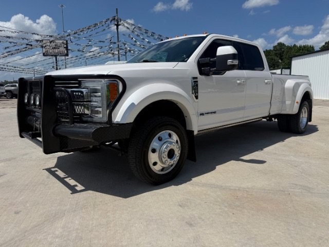 2019 Ford Super Duty F-450 DRW LARIAT