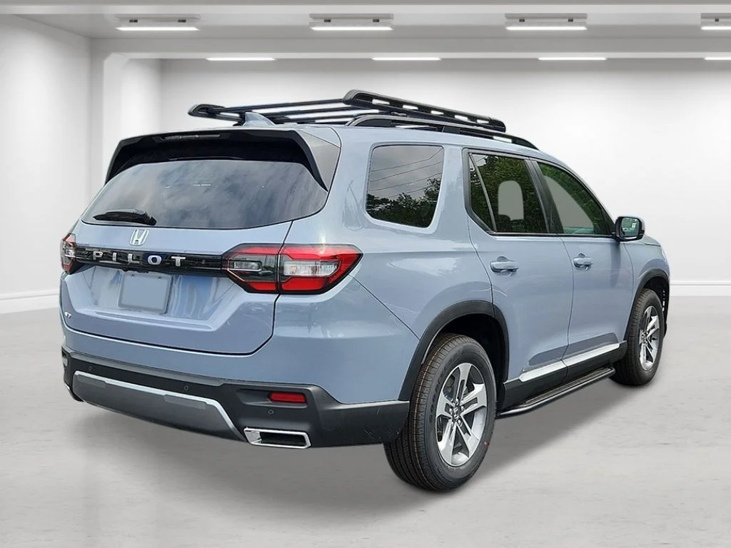 New 2026 Sonic Gray Pearl Honda EX-L image 4